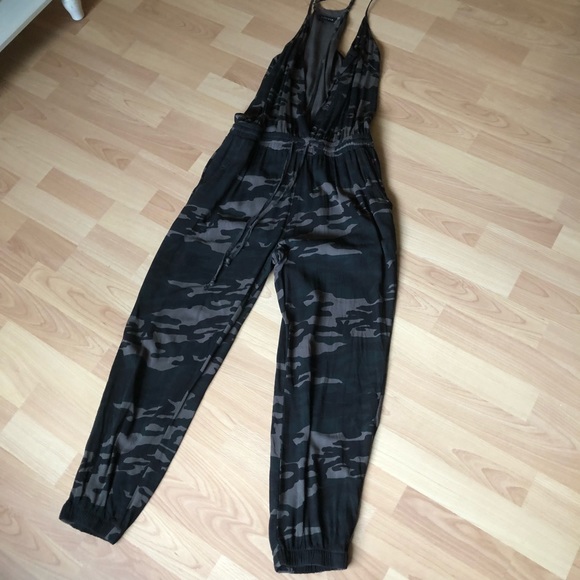 Camo Jumpsuit Size Small